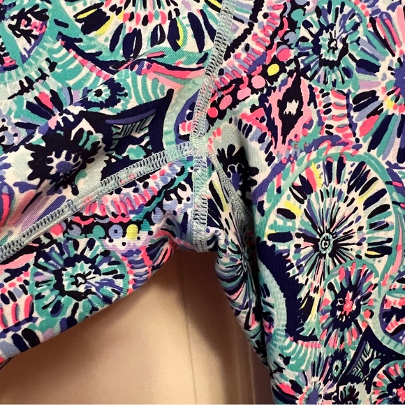 Lilly Pulitzer Luxletic Weekender Leggings Multi The Swim Engineered Size L - Picture 8 of 8